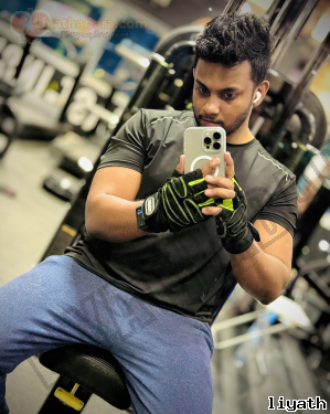 Kaveensuraweera1